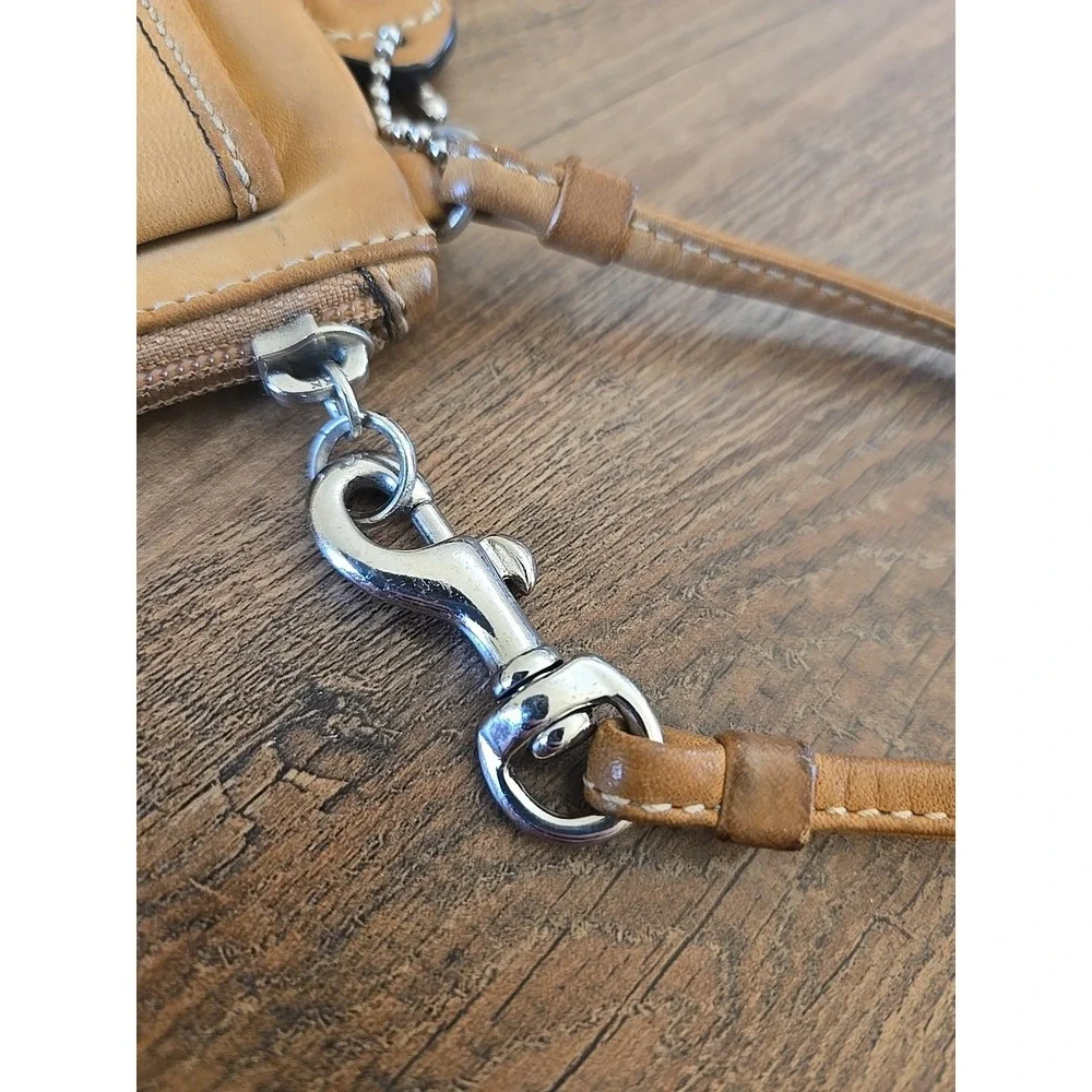 Vintage Coach Wristlet Camel Tan Leather Silver Hardwear Key Tag Wallet/Clutch